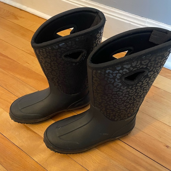 Elements Girls Size 4 kids Winter Boots. Excellent condition. - Picture 1 of 5